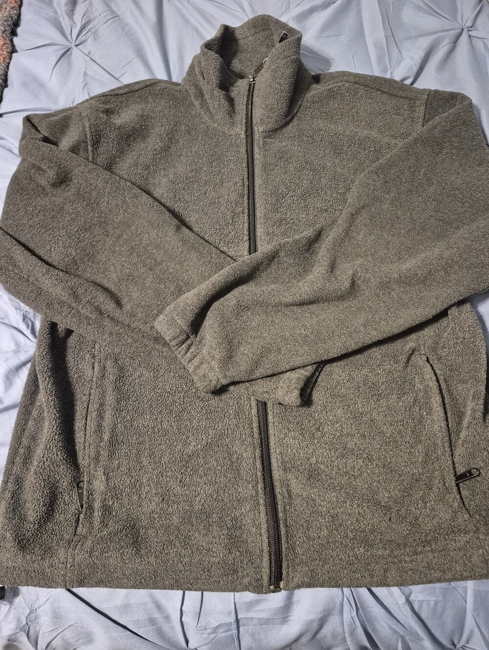 Columbia Men’s Gray Fleece Sweater -